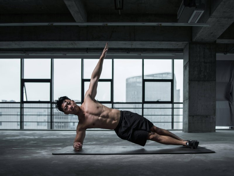 Yoga voor Sterke Buikspieren: Ontdek de Kracht van Je Core